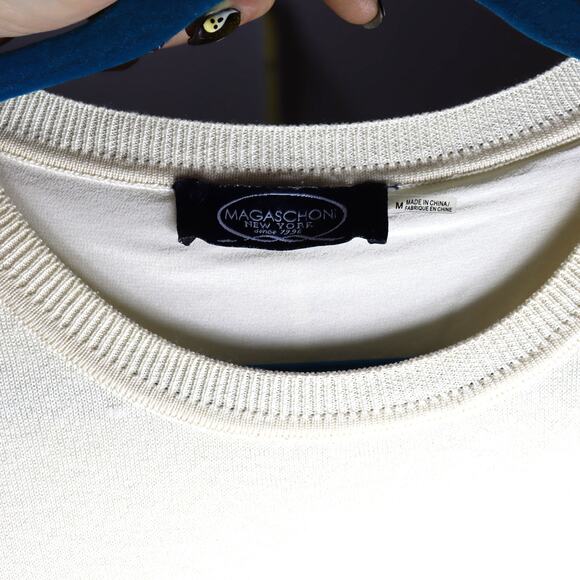 Magaschoni Silk Cashmere Short Sleeve Layered Back Top Size M Ivory - Picture 3 of 4